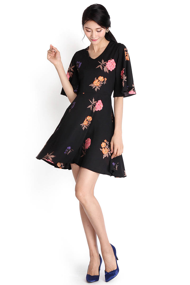 Midnight In Morocco Dress In Black Florals