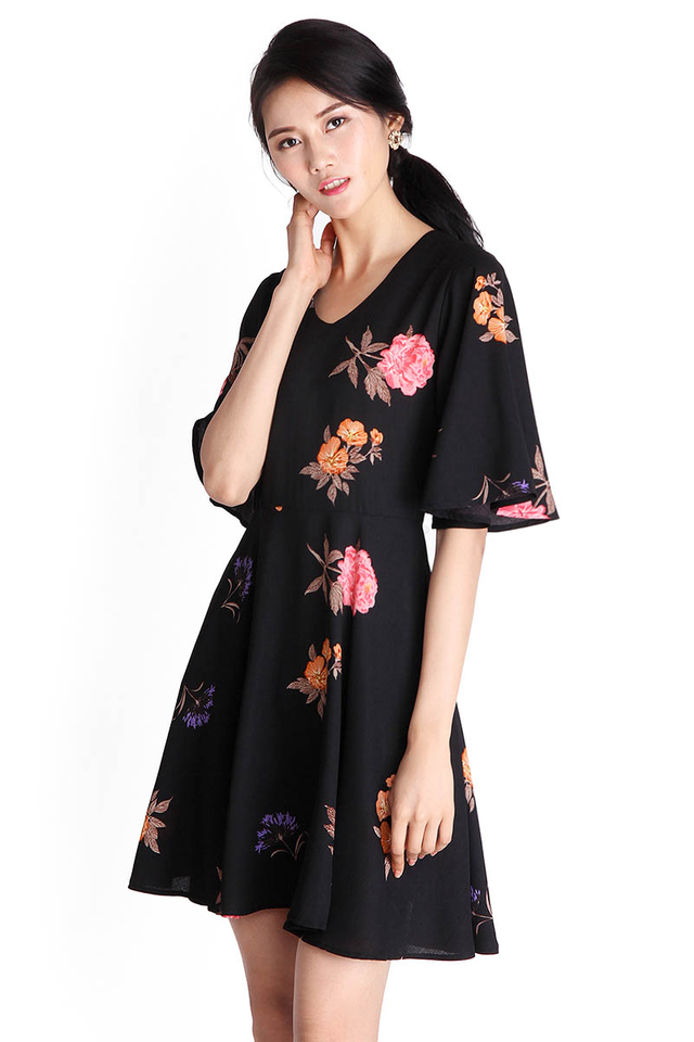 Midnight In Morocco Dress In Black Florals