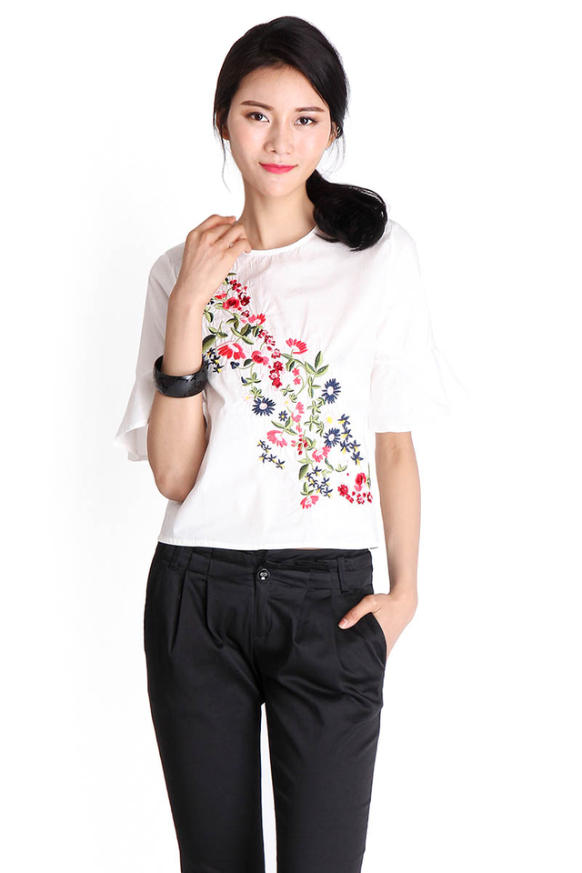 Botanical Path Top In White