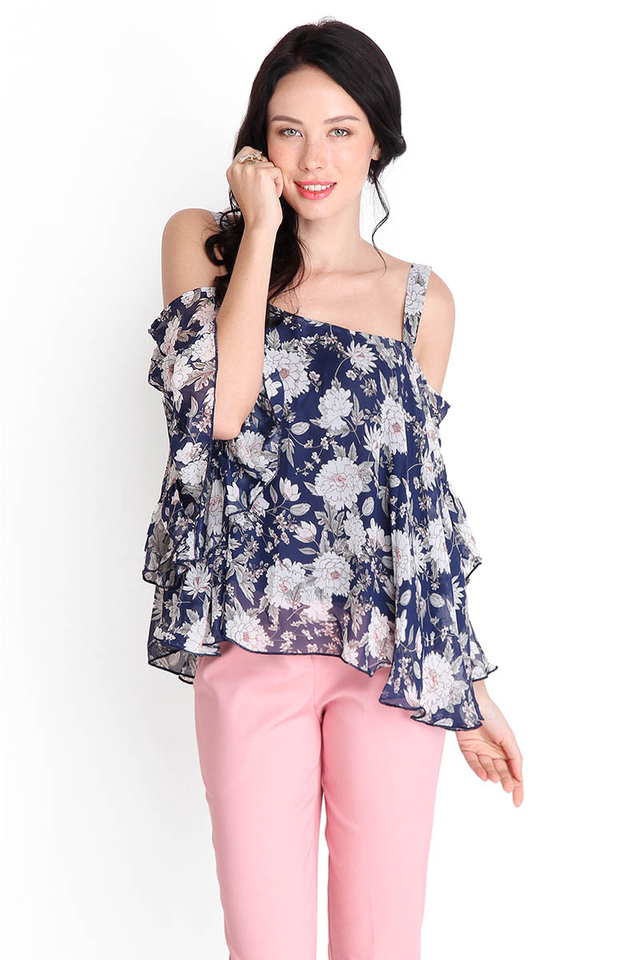 Stopping By The Woods Top In Blue Florals