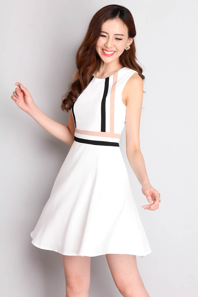 The Modernist Dress In Fresh White