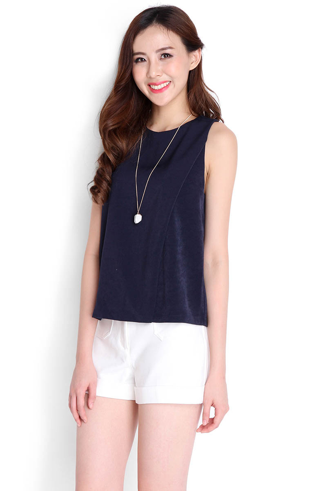 Ever So Iconic Top In Navy Blue