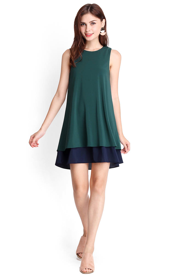 The Wanderer Dress In Forest Green