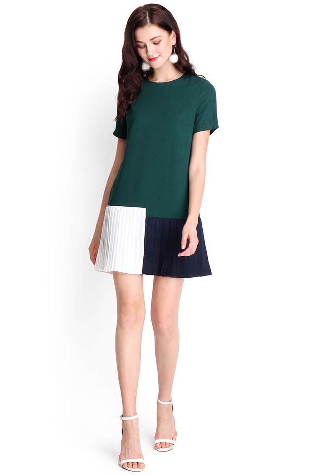 Tonal Chemistry Dress In Forest Green