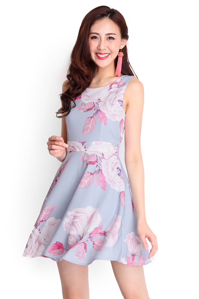 Petals Of The Wind Dress In Pink Florals