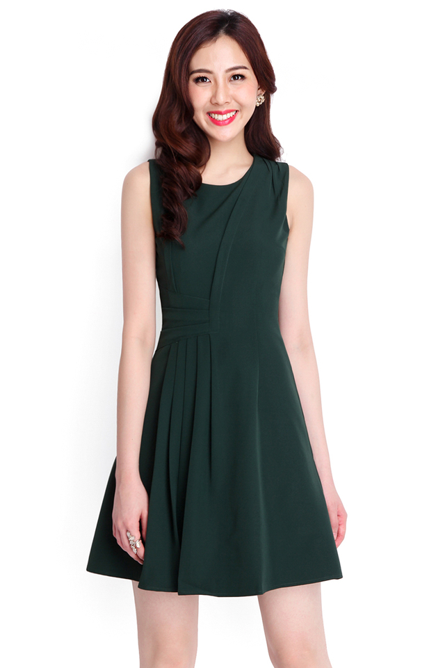 Master Of Form Dress In Forest Green