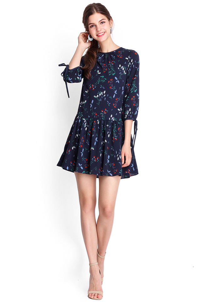 Blooms By The Windowsill Dress In Blue Florals