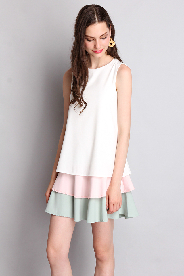 Wave Hello Dress In Candy