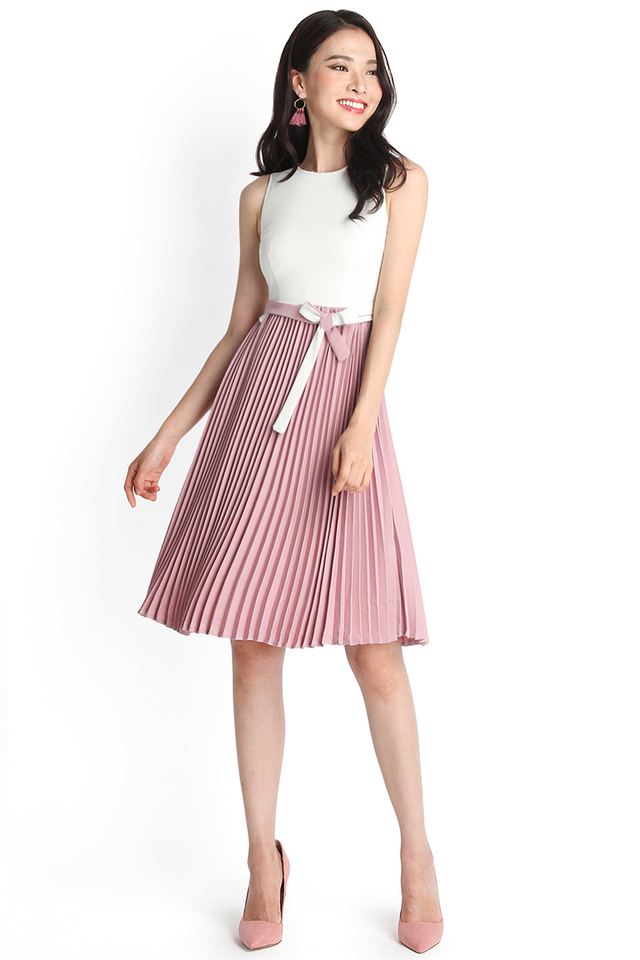 Perfect Harmony Dress In Ivory Pink