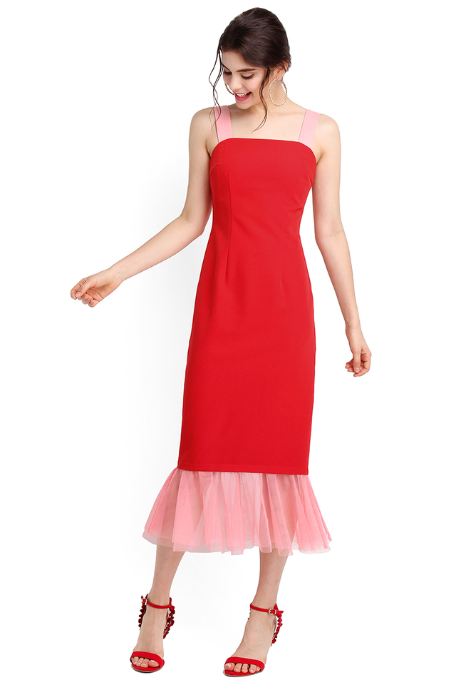 Red Carpet Moment Dress In Crimson Red