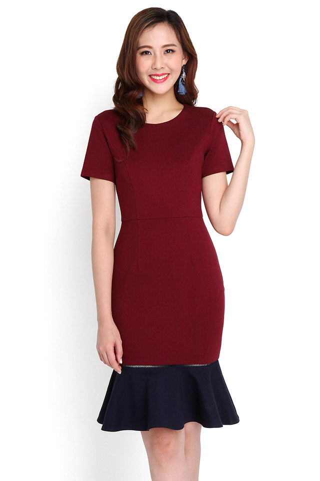 Captivated Gaze Dress In Wine Red