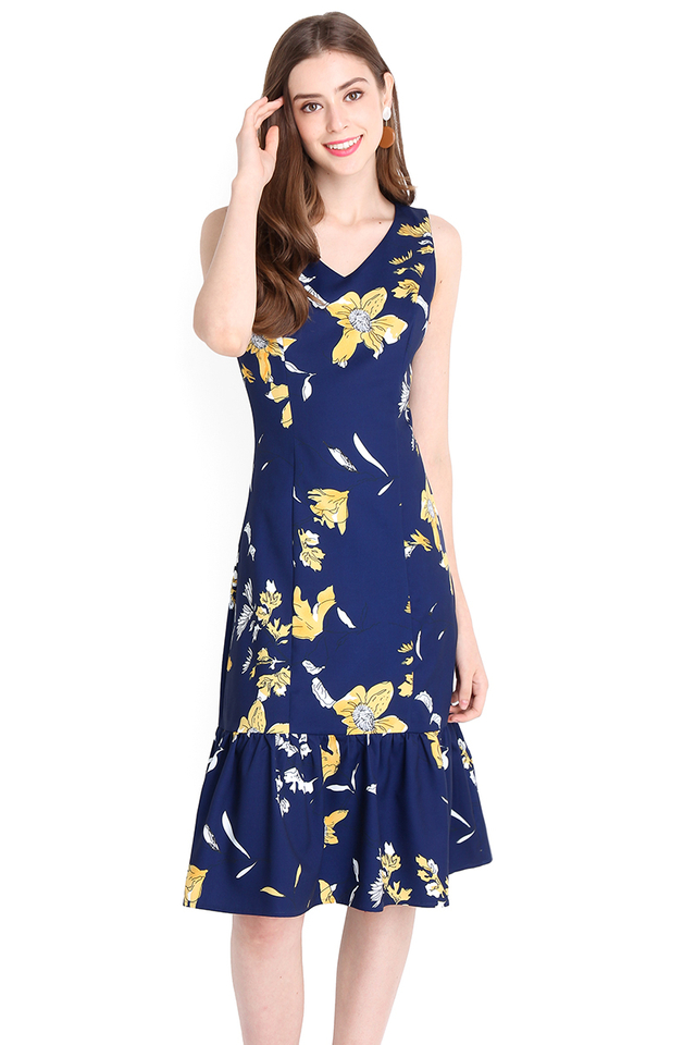 Blooming Elegance Dress In Blue Florals