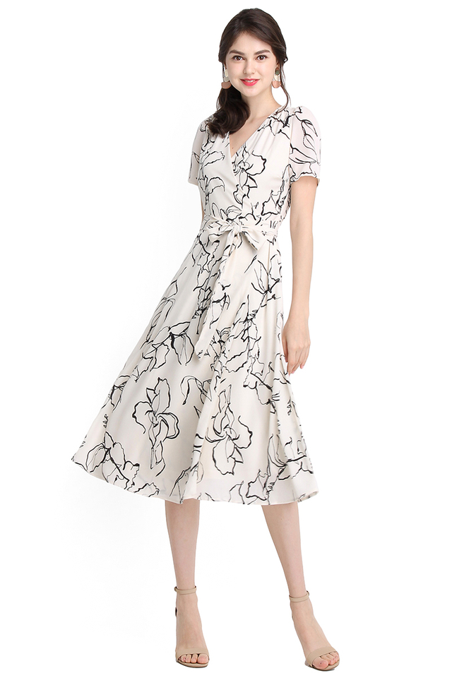 Billowy Romance Dress In Cream Prints