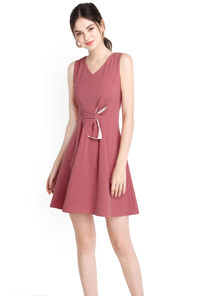 Bow Beauty Dress In Rose Pink