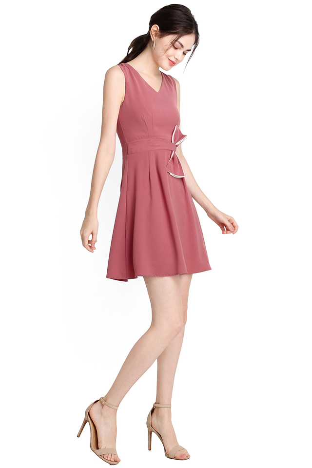 Bow Beauty Dress In Rose Pink