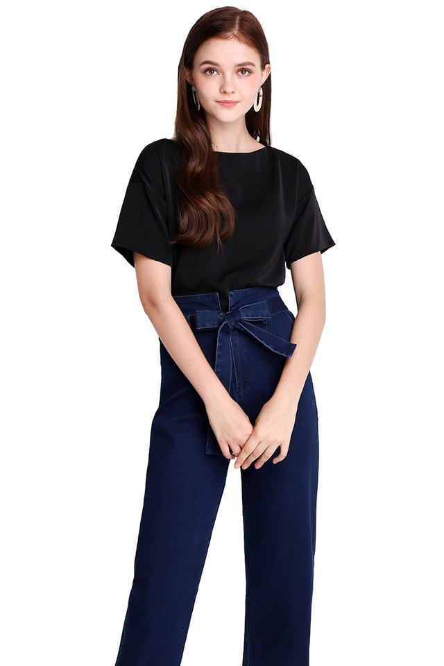 Pleasant Outlook Top In Classic Black