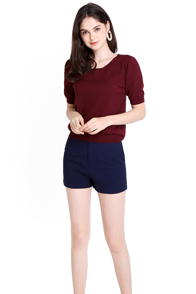 Cozy Affair Top In Wine Red