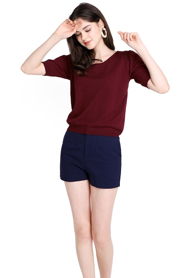 Cozy Affair Top In Wine Red