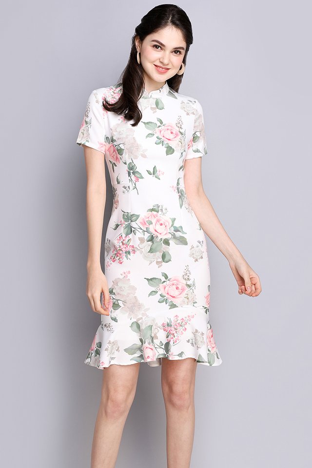 Camellia Chronicles Cheongsam Dress In White Florals
