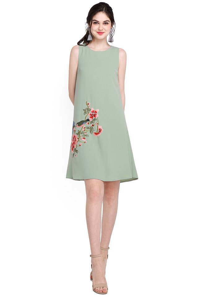 Swallow's Affection Dress In Jade