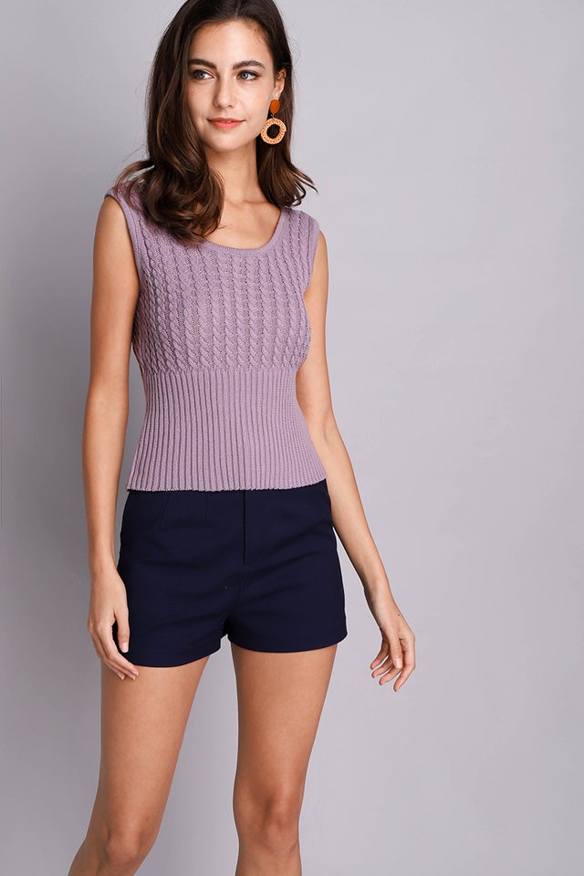 Quinn Top In Dusty Lilac