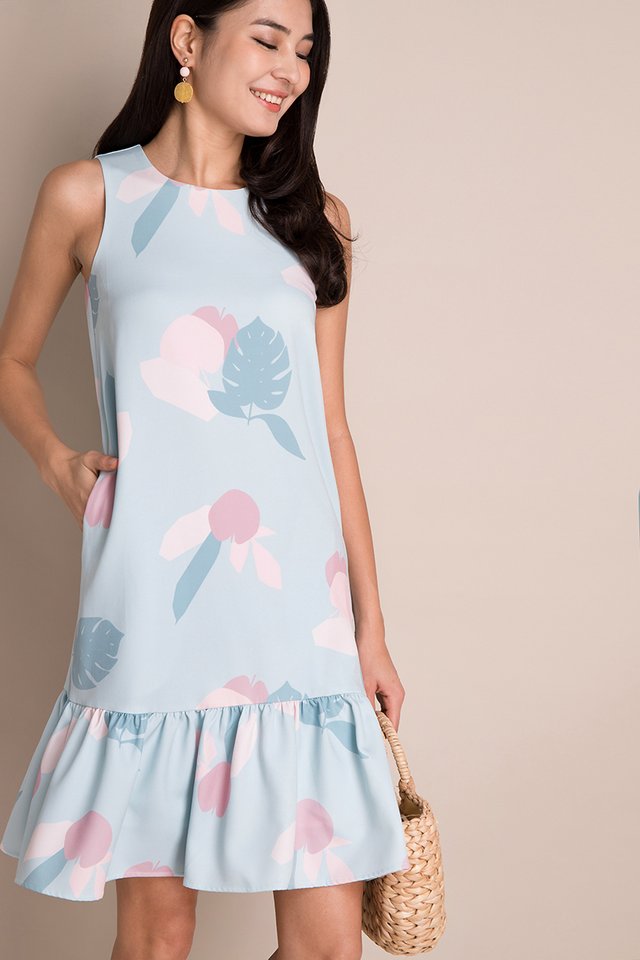 Summer Peach Dress In Sky Prints