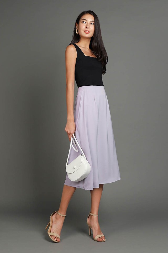 Evening Strolls Skirt In Soft Lilac