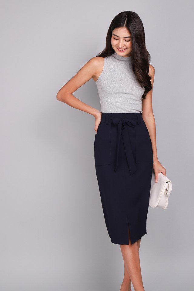 Classy Inspiration Skirt In Navy Blue 