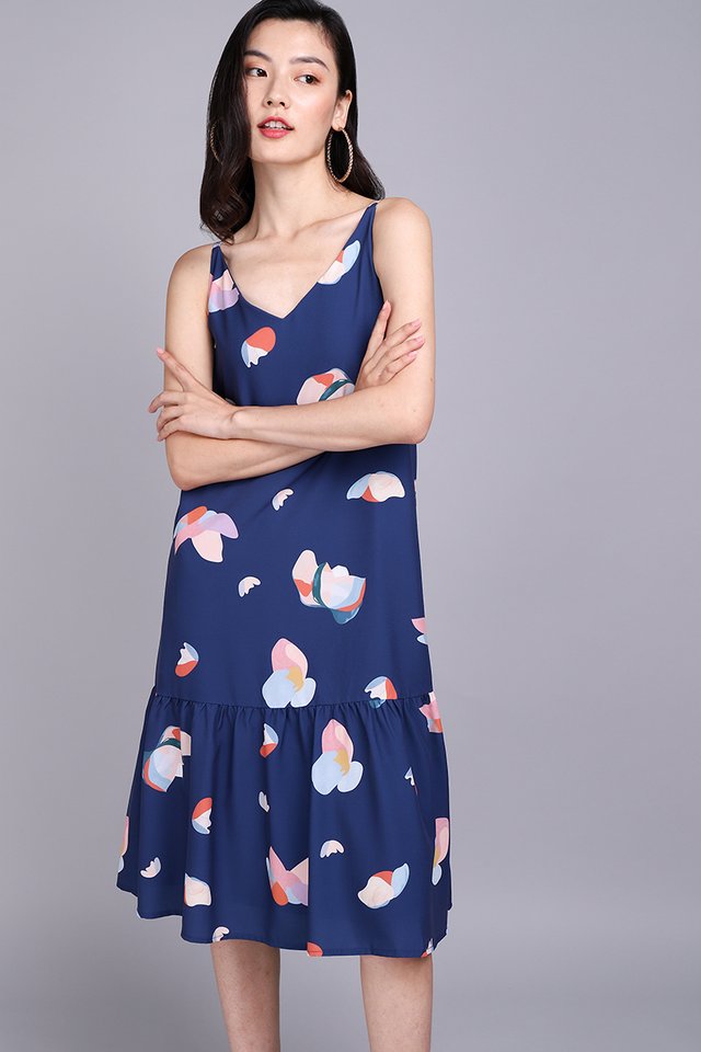 Delight And Flatter Dress In Blue Prints