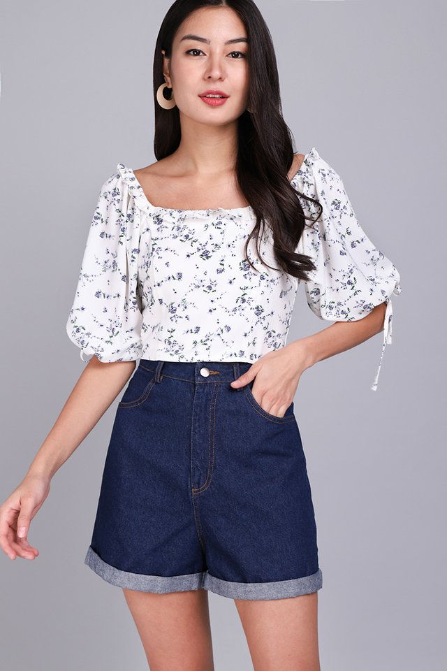 Kindred Hearts Top In Lilac Florals