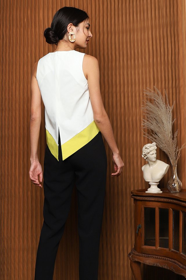 Bright Seeker Top In White Yellow