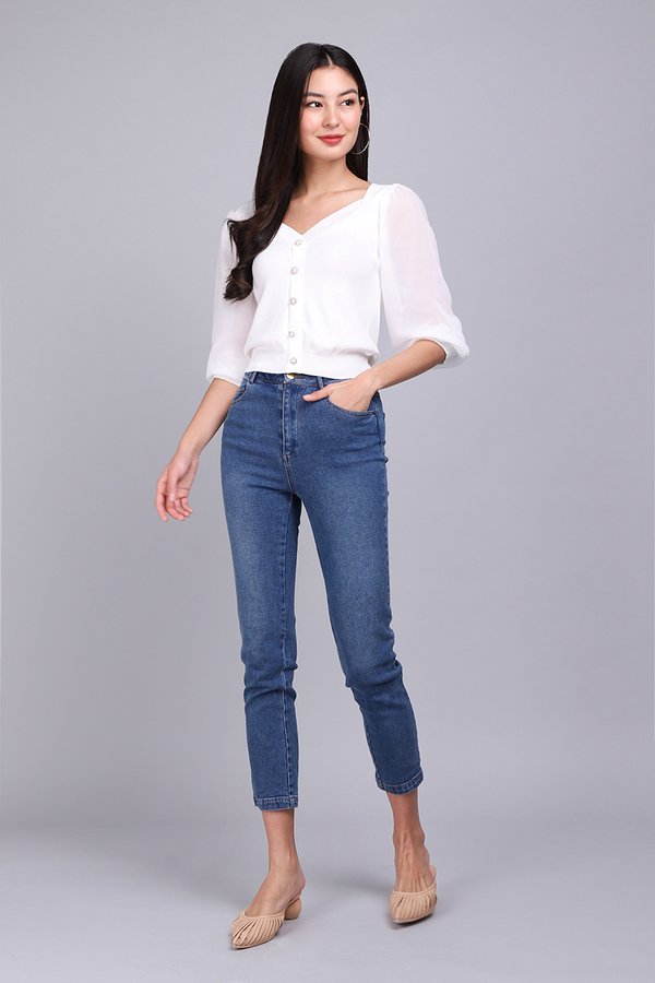 Love At First Light Top In Classic White
