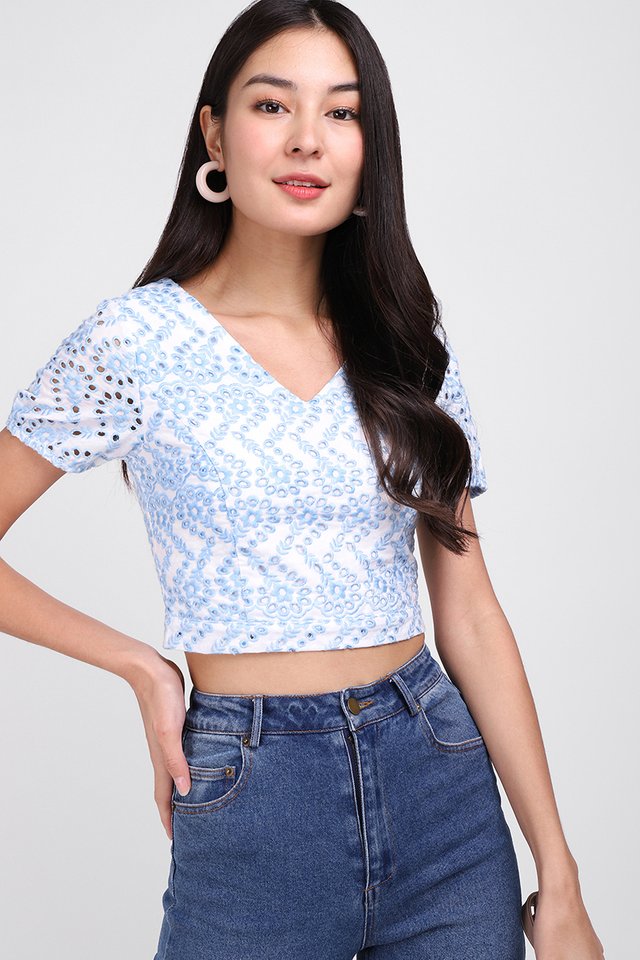 Day Tripping Top In Sky Eyelet