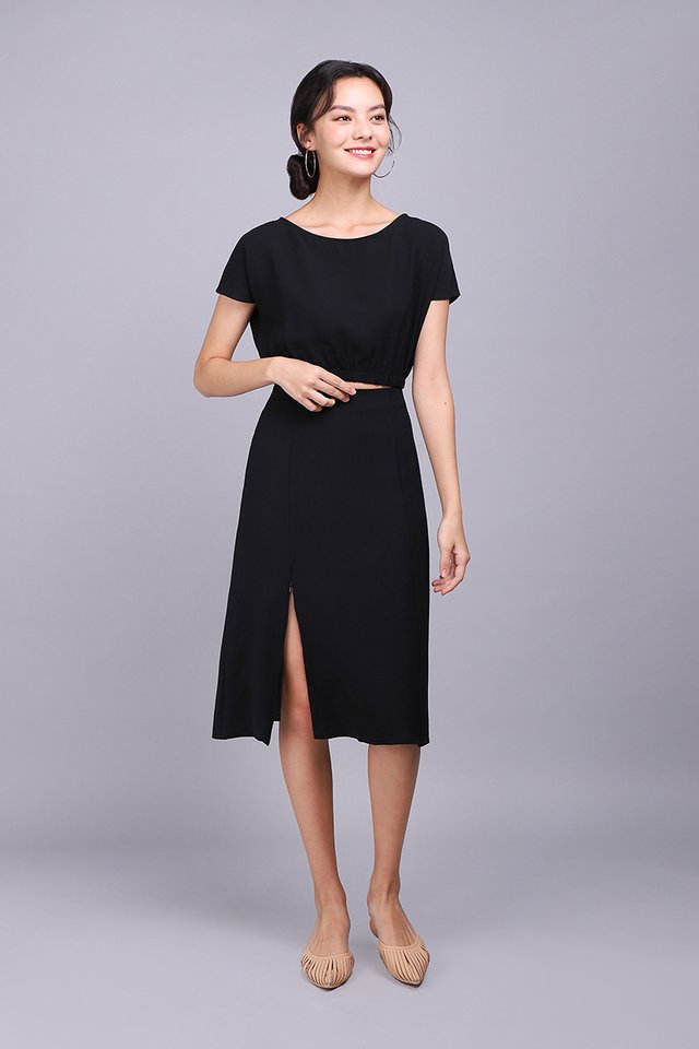 State Of Elegance Skirt In Classic Black