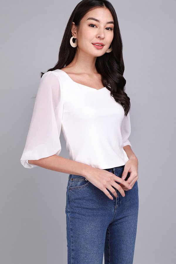 Zoe Top In Classic White