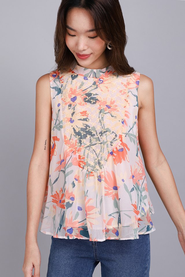 Autumn Melody Top In Apricot Florals