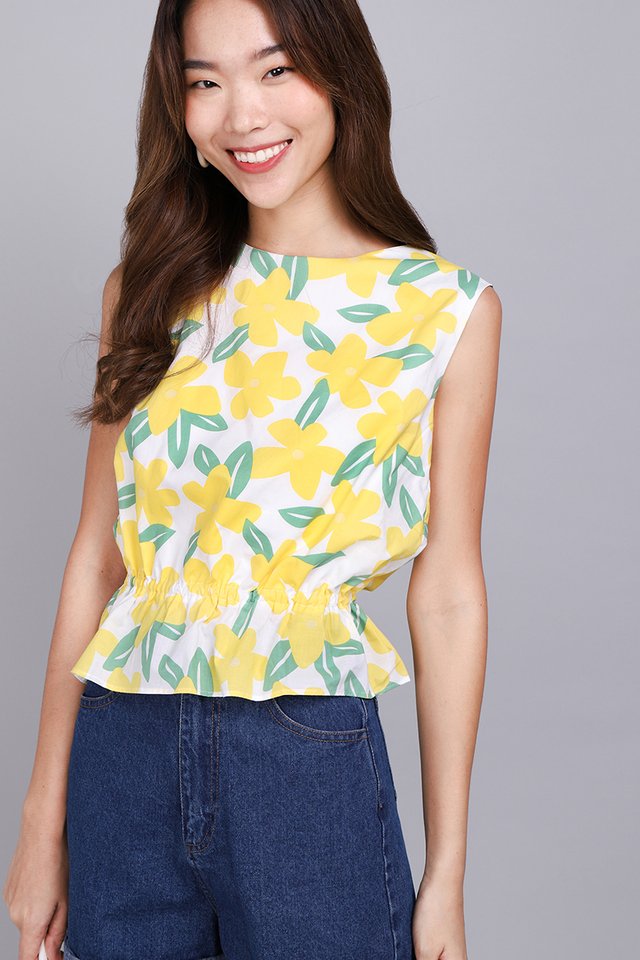Dollops Of Sunshine Top In Yellow Florals