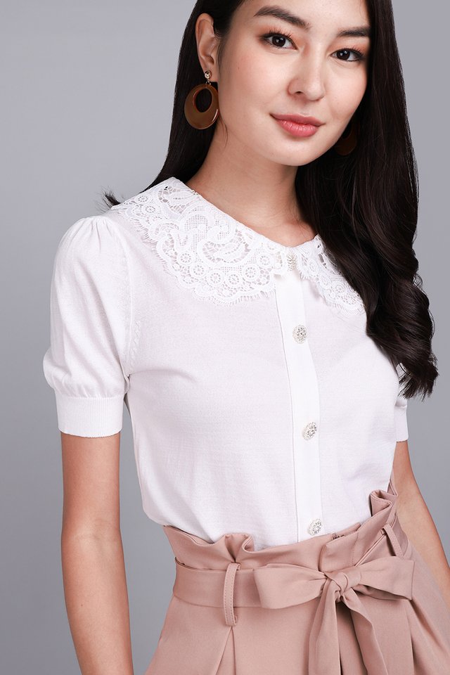 Perfect Intricacy Top In Classic White