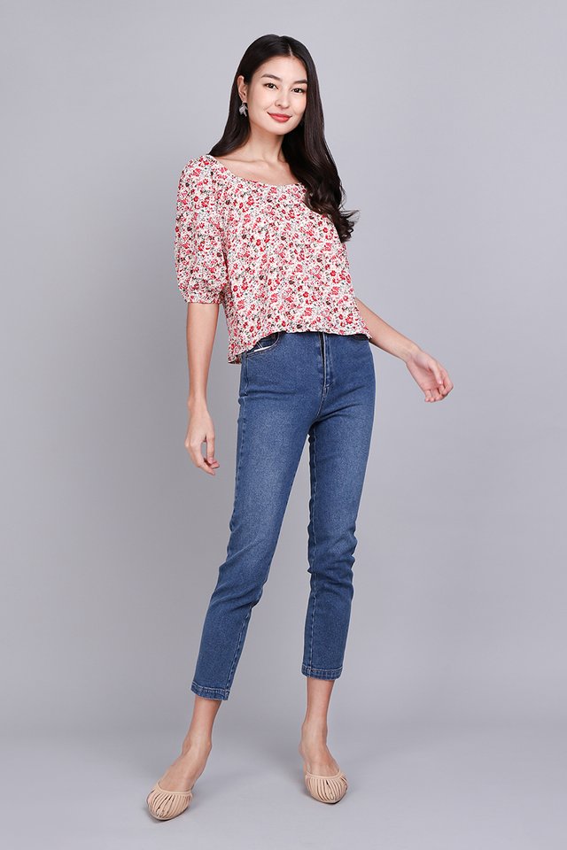Sweeter Than Spring Top In Red Florals