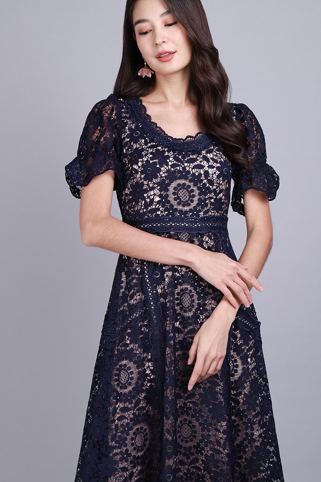 [BO] Date With Spring Dress In Navy Blue