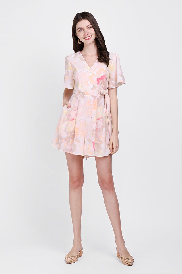 [BO] Endless Possibilities Romper In Apricot Florals