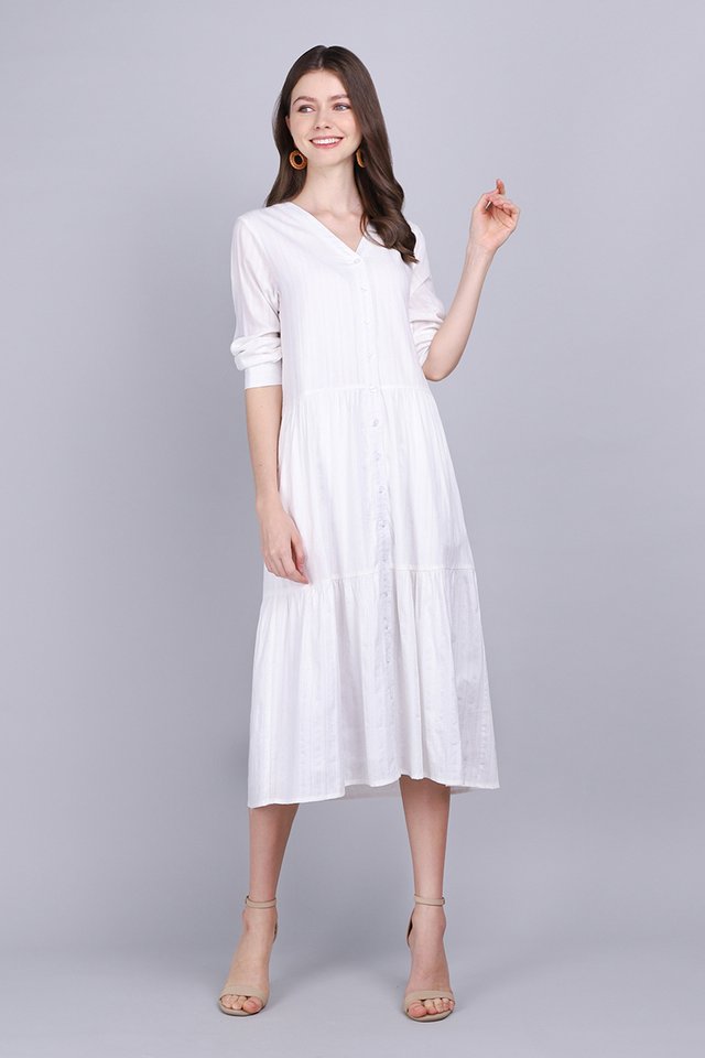 Everly Dress In Classic White