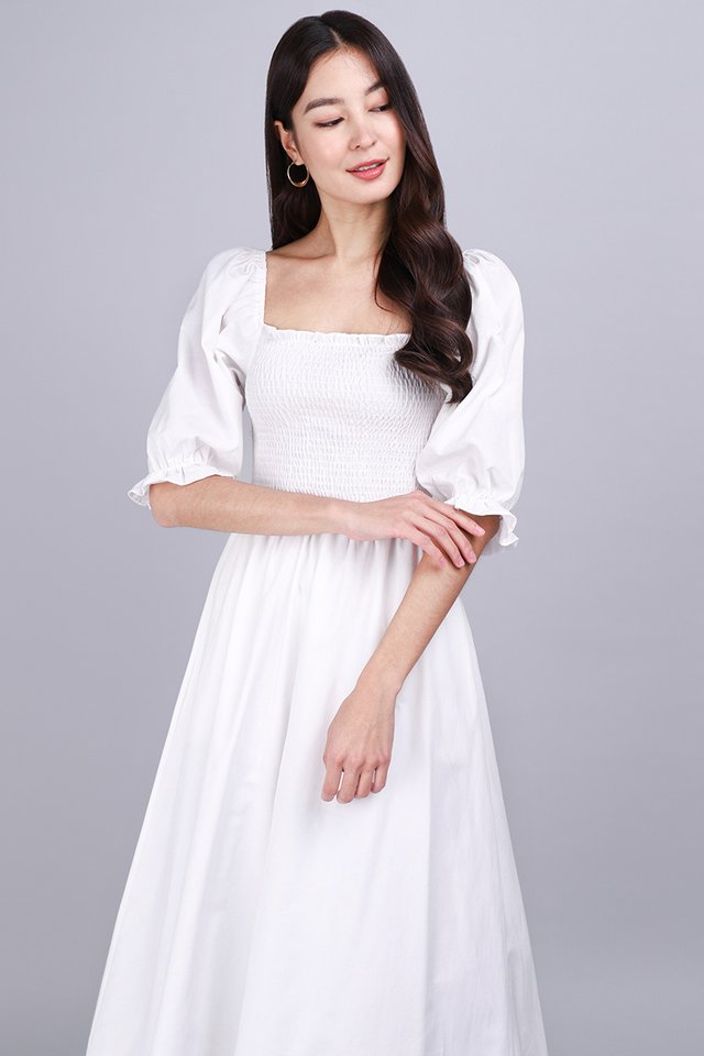 Mia Dress In Classic White