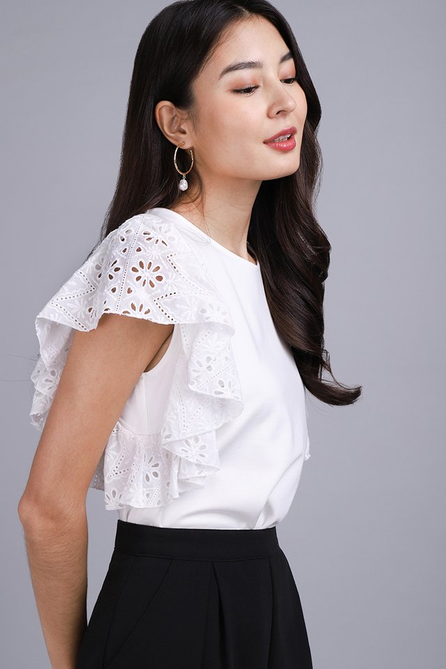 Joelle Top In Classic White