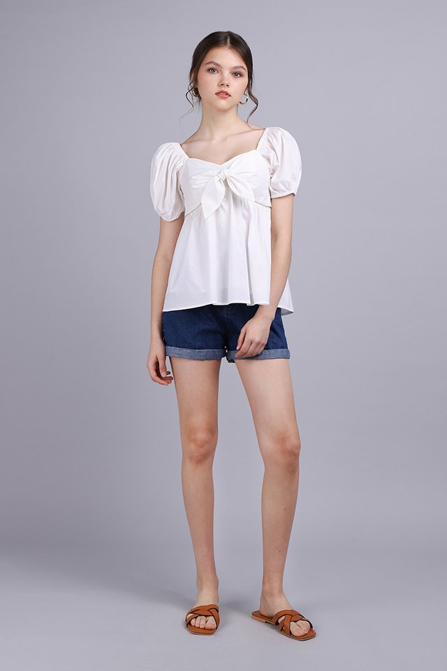 Candace Top In Classic White