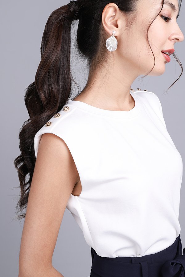 Luca Top In Classic White