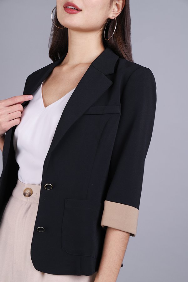 Chelsea Jacket In Classic Black