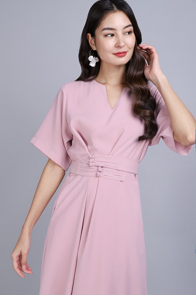 Avery Dress In Lavender Pink